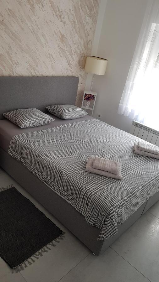 Kabashi Apartment คิร์ก ภายนอก รูปภาพ