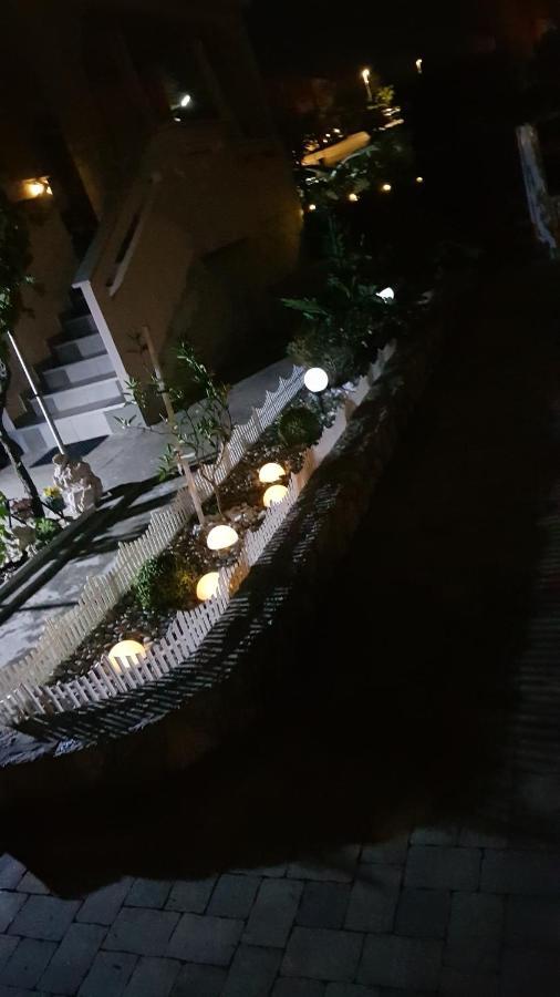 Kabashi Apartment คิร์ก ภายนอก รูปภาพ