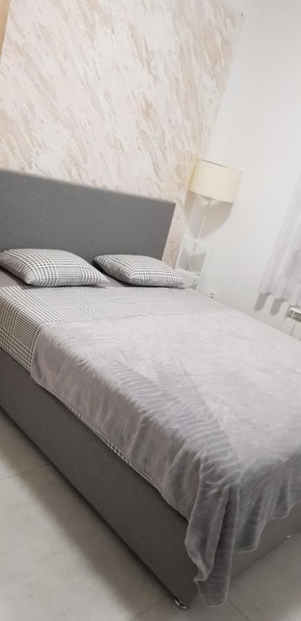 Kabashi Apartment คิร์ก ภายนอก รูปภาพ
