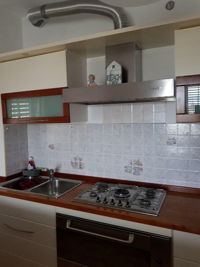 Kabashi Apartment คิร์ก ภายนอก รูปภาพ